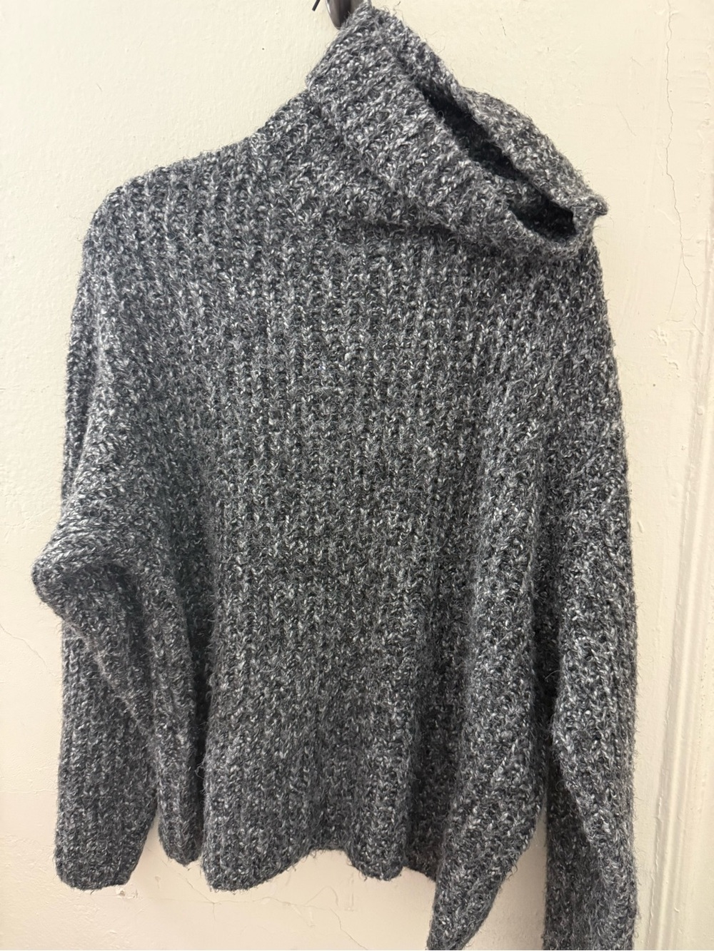 Zara Marled Charcoal Gray Chunky Knit Sweater